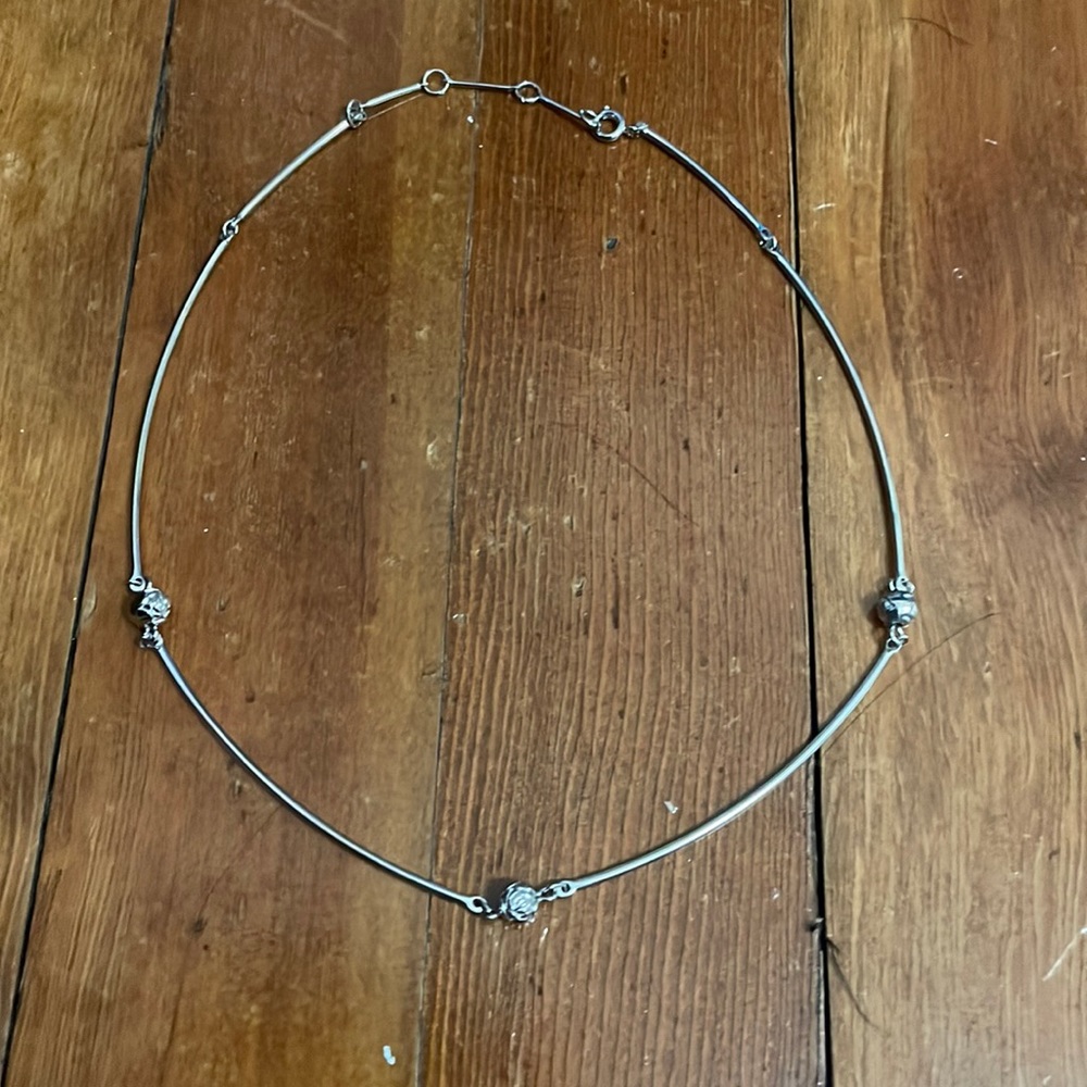 💥4 for $20💥Silver Choker with Roses